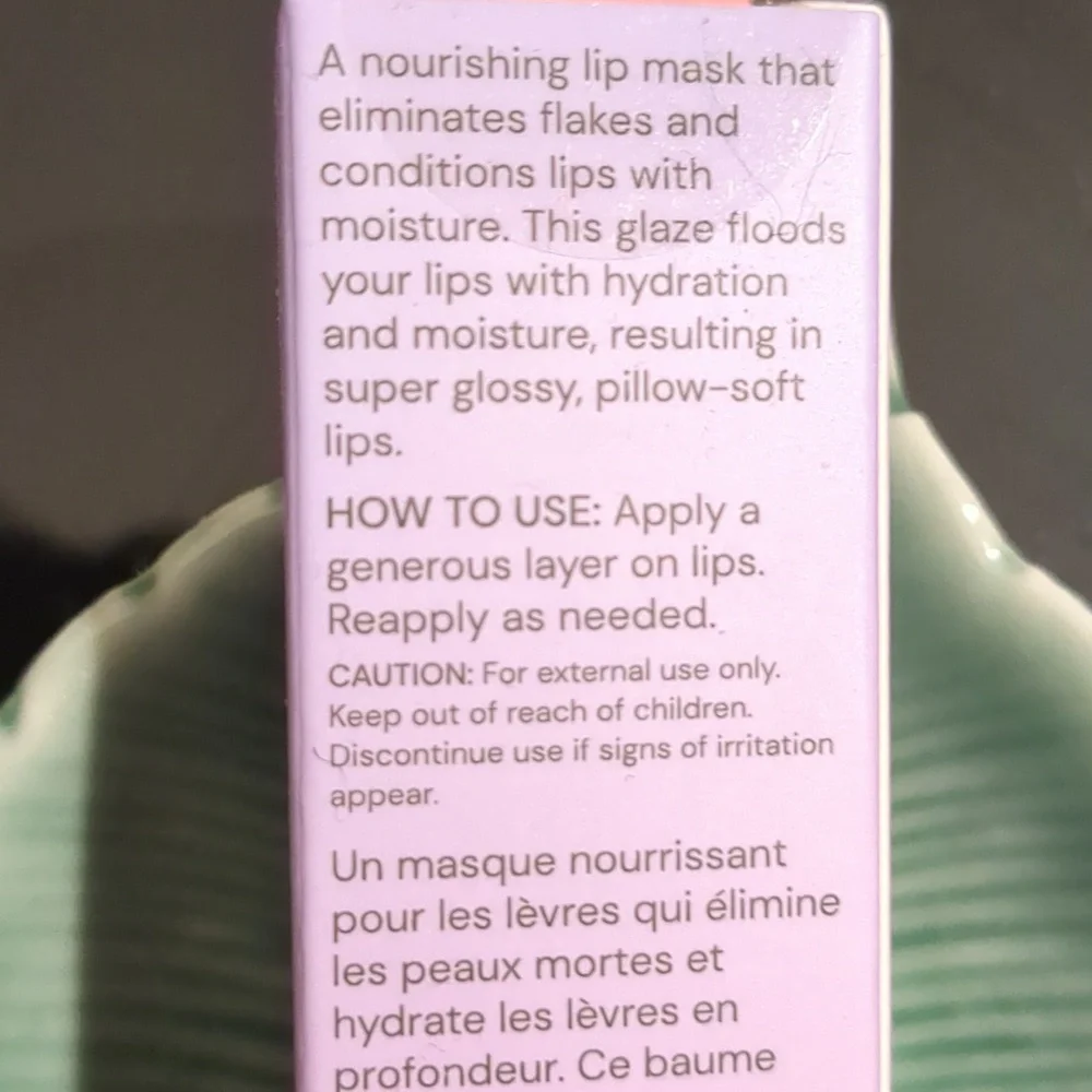Lip Mask - Picture 2 of 2